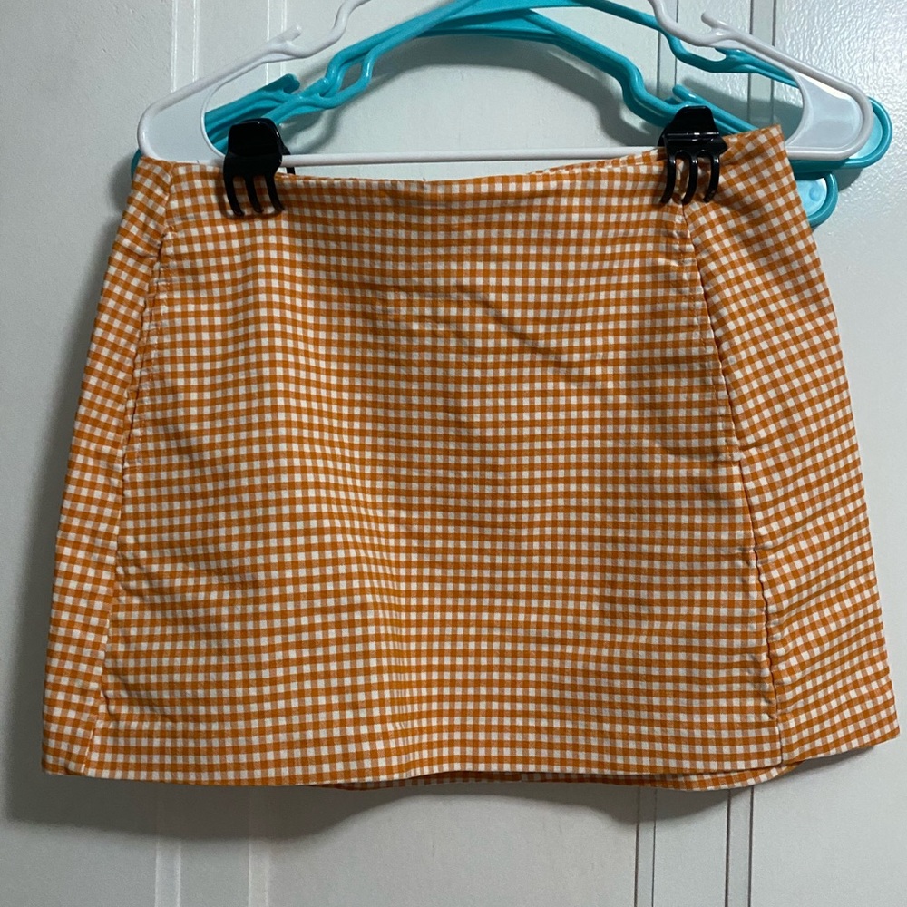 mini skirt